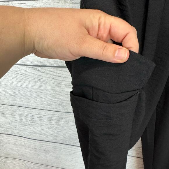 Chico's Women's Black Textured Cargo Tie Waist Straight Leg Pants Size 14 - Picture 4 of 10